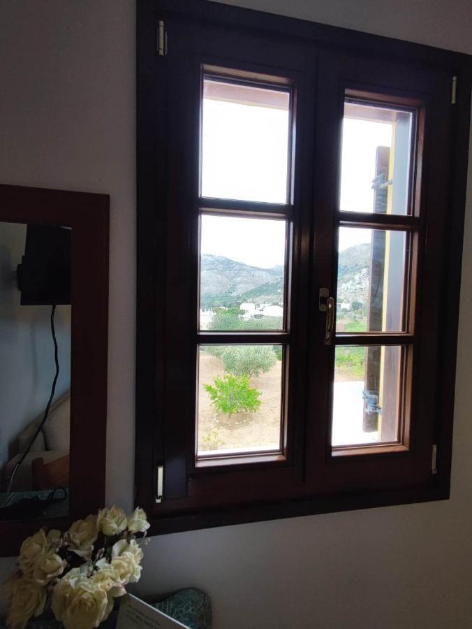 Livadia  Tilos Fantasy מראה חיצוני תמונה