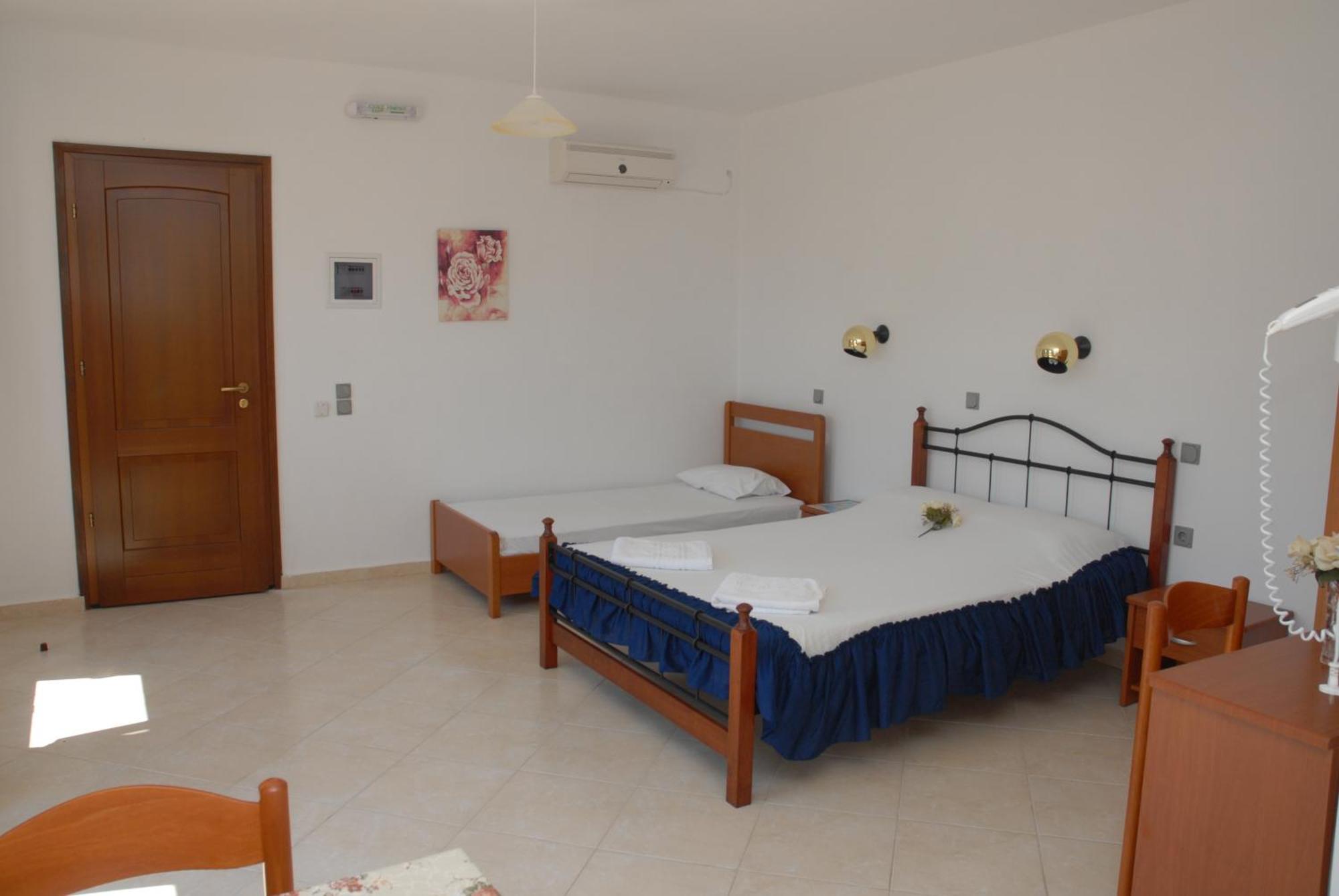 Livadia  Tilos Fantasy מראה חיצוני תמונה