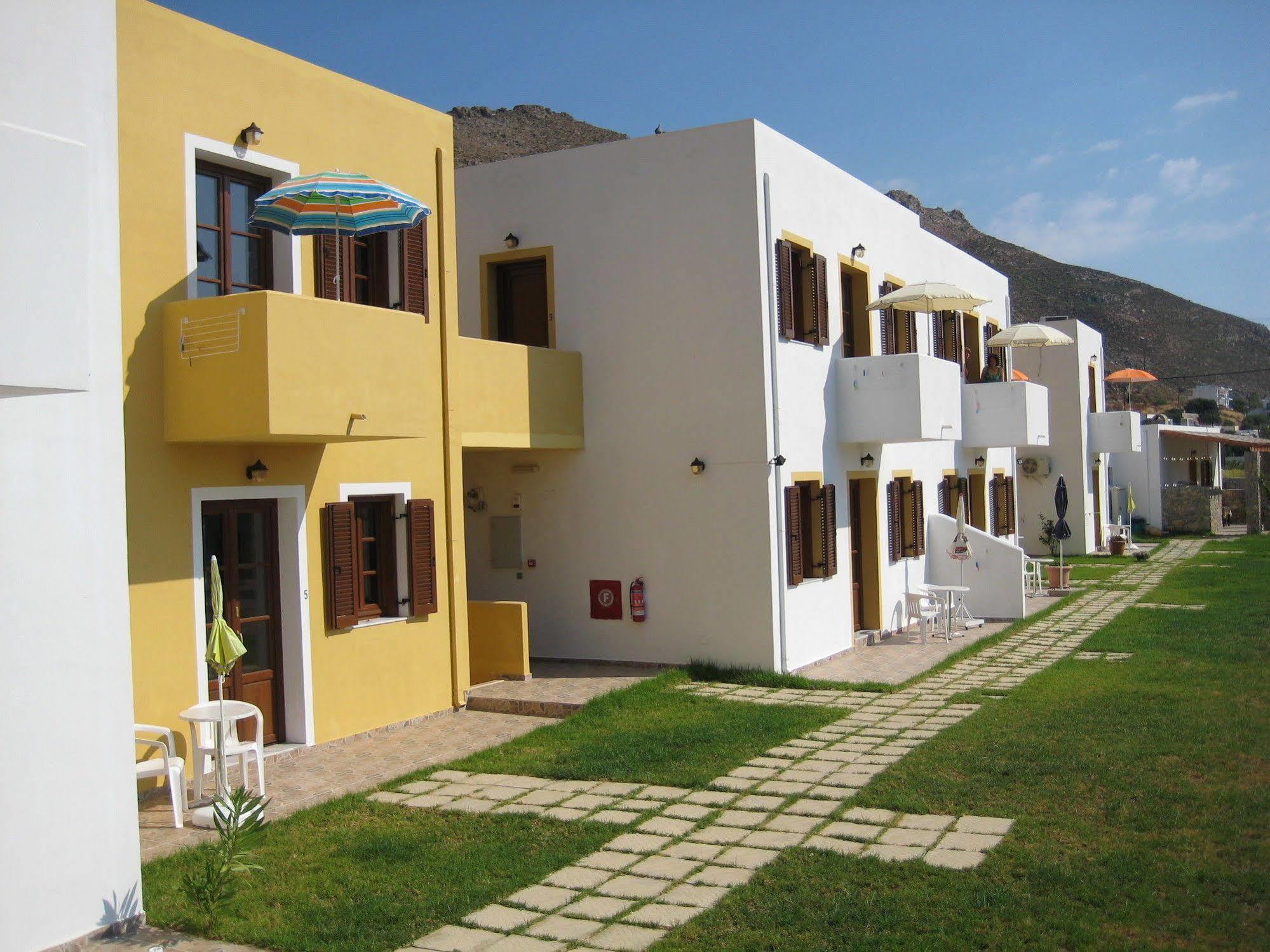 Livadia  Tilos Fantasy מראה חיצוני תמונה